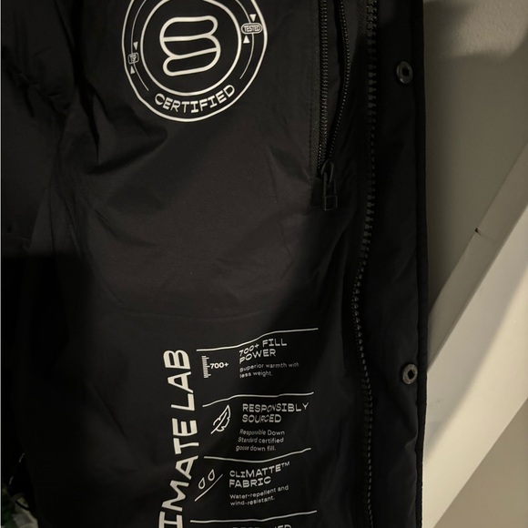 Aritzia Super Puff One Puffer - Picture 3 of 4